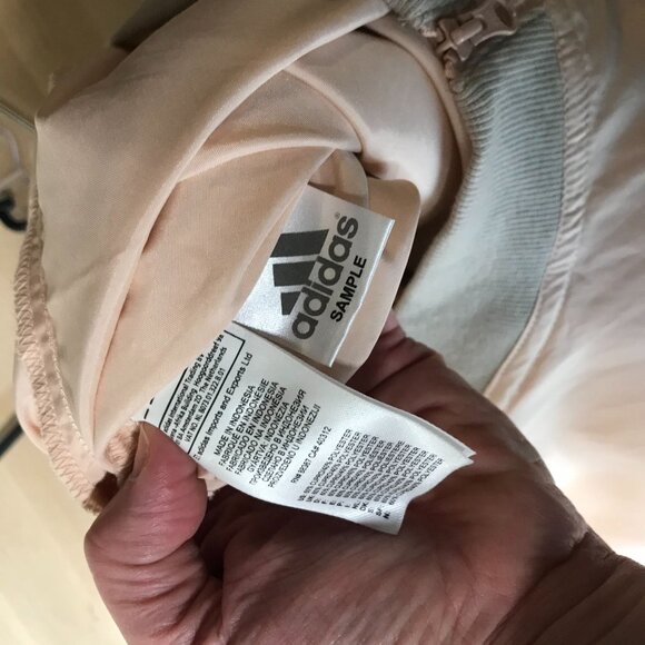 STELLA MCCARTNEY - WOMEN'S 36 - SOFT PEACH SHORT SLEEVE V NECK FULL ZIP ROMPER - Picture 11 of 11